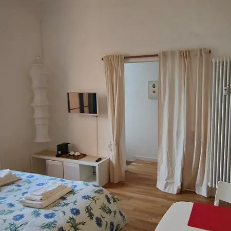 Apartament In The Center Of Mediolan